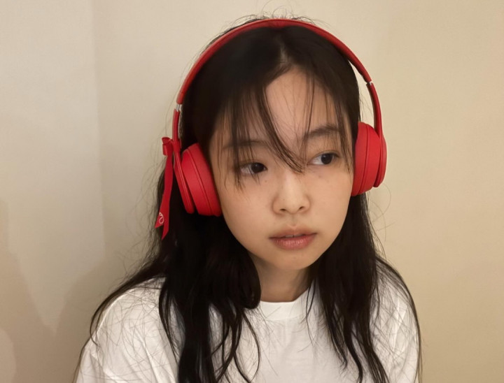 Jennie BLACKPINK Unggah Foto Tanpa Riasan, Bikin Gemas!
