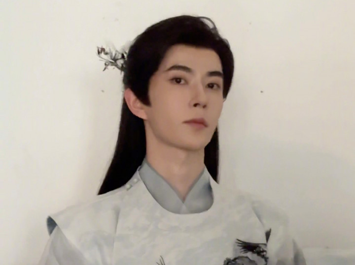 Aktor Yu Menglong Meninggal Dunia Akibat Jatuh dari Ketinggian