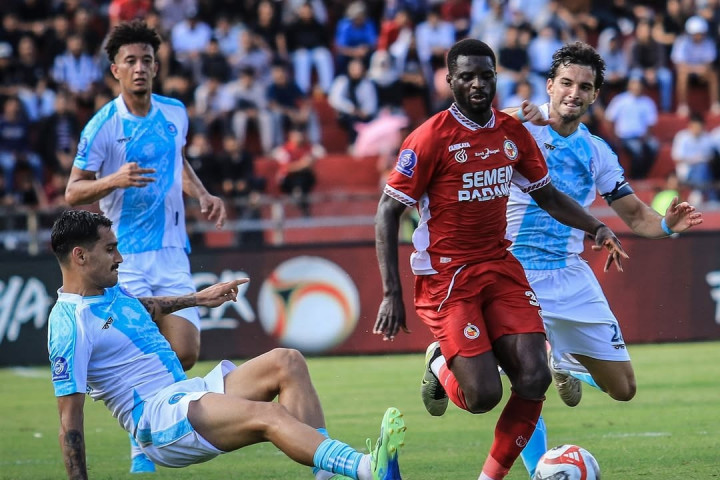 PSBS Biak Raih Kemenangan Perdana di Kandang Semen Padang