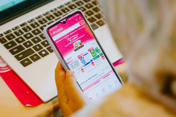 Hadapi Tantangan Ekonomi, Lazada Perkuat LazMart di 9.9 Mega Brands Sale