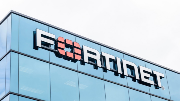 Fortinet Raih Penghargaan untuk Teknologi Hybrid Mesh Firewall