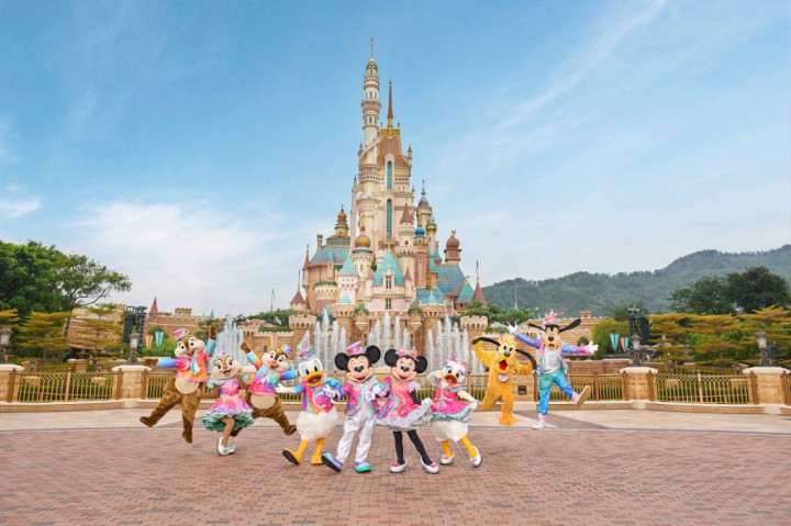 Kemeriahan Friendtastic, Gemerlap Kembang Api hingga Khusyuknya 'Quiet Room' Disneyland HK