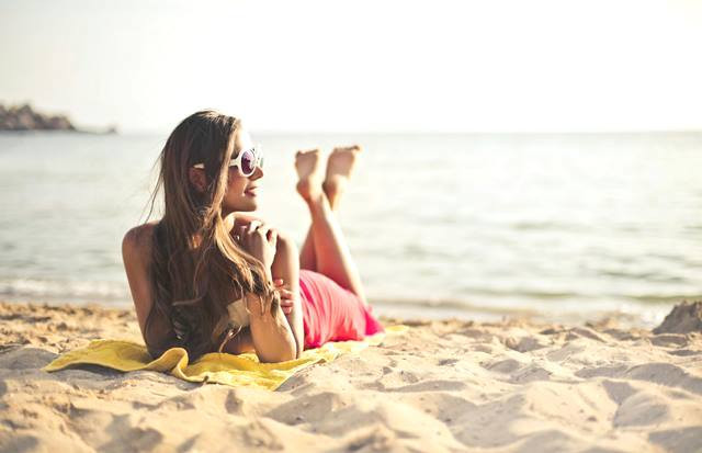   Sinar matahari atau ultraviolet (UV) menjadi bahan alami yang mampu mencukupi asupan vitamin D tubuh.  (Foto: Ilustrasi/Dok. Pexels.com)