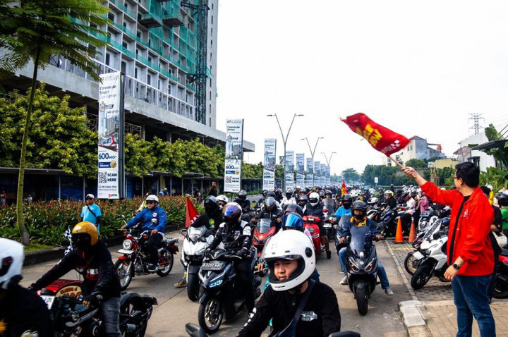 Ratusan Bikers Meriahkan IMOS Jamboride 2025, Pemanasan Jelang Pameran Motor