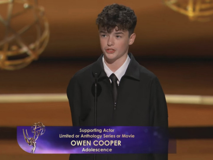 Profil Owen Cooper, Aktor Muda “Adolescence” yang Cetak Sejarah di Emmy Awards 2025