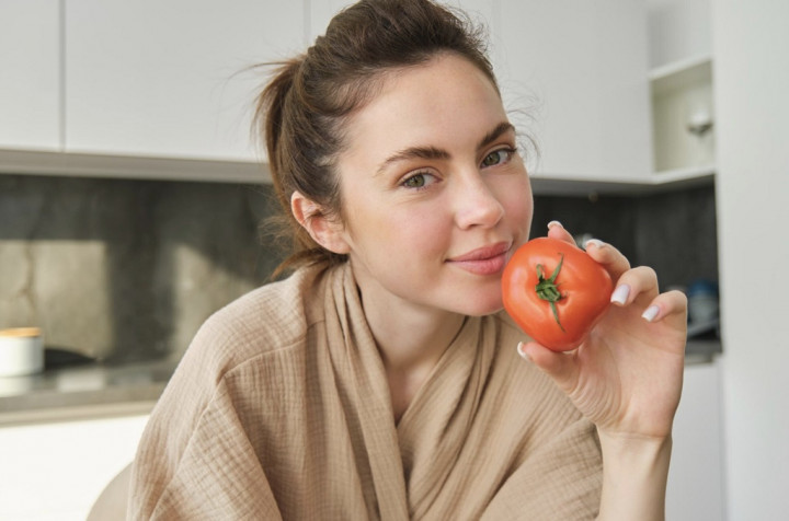 Daftar Makanan Kaya Nutrisi untuk Kulit Glowing Alami