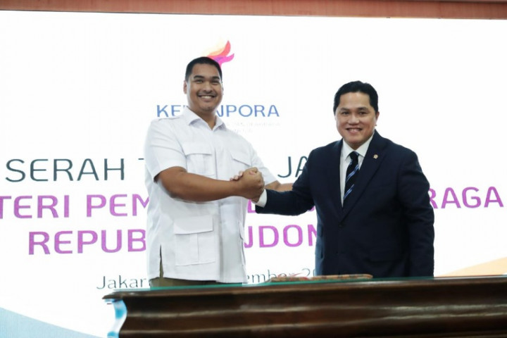 Kemenpora Gelar Serah Terima Jabatan dari Dito kepada Erick