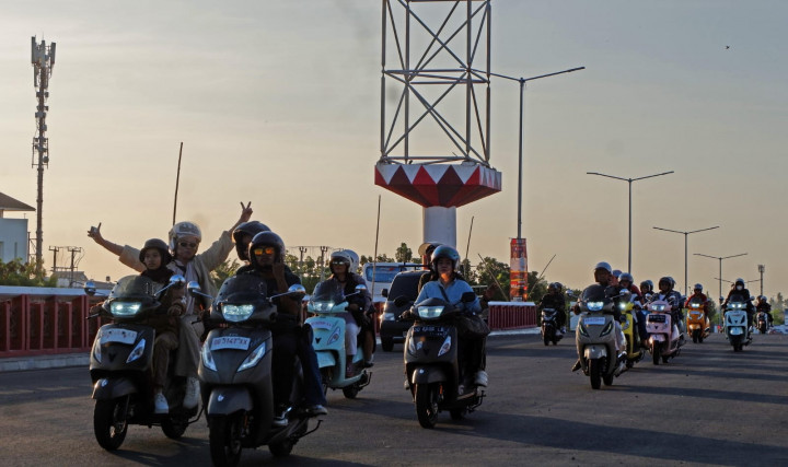 Keseruan Sunset Ride ala Komunitas T.Com Makassar