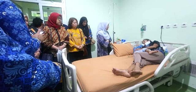 Seorang Balita di Kabupaten Seluma, Bengkulu alami keluar cacing dari hidung dan feses.  (Foto: Dok. Birkom Kemenkes)