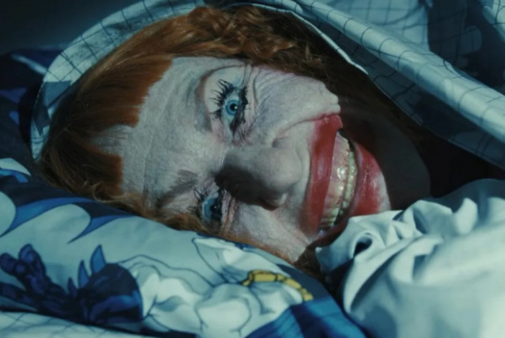 Zach Cregger Bocorkan Prekuel Weapons, Akan Kupas Masa Lalu Bibi Gladys