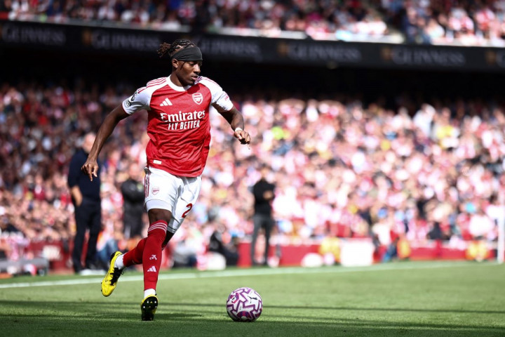 Winger Arsenal Noni Madueke Menepi karena Cedera