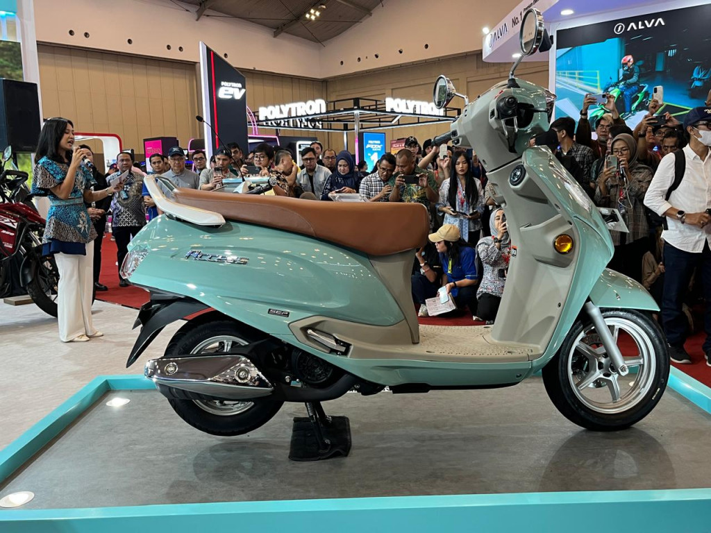 Skutik bergaya retro Suzuki Access 125 meluncur di IMOS 2025. (foto: medcom.id)