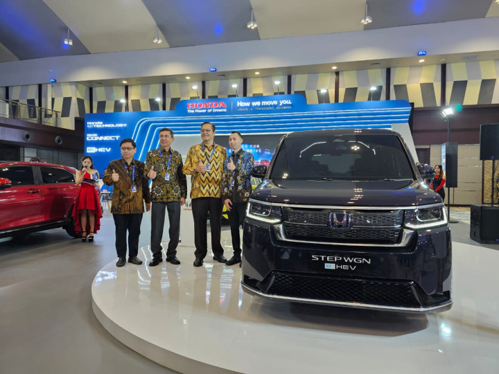 Daftar Harga OTR Jawa Tengah Honda Step WGN e:HEV