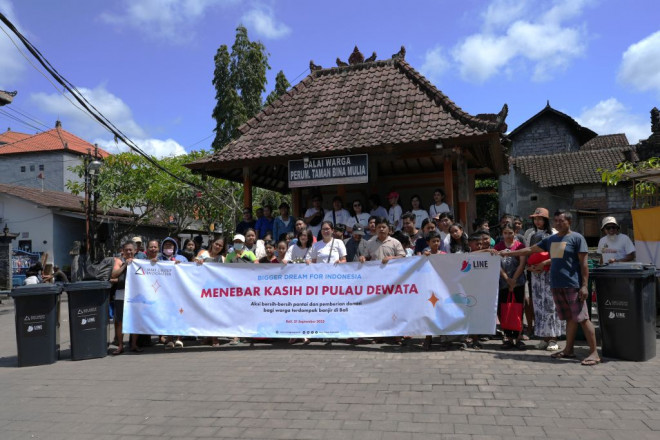 MMSGI dan LINE melalui Bigger Dream melakukan renovasi sekolah