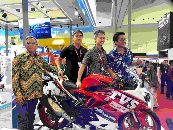 Boyong Line Up Lengkap, TVS Tebar Diskon di IMOS 2025