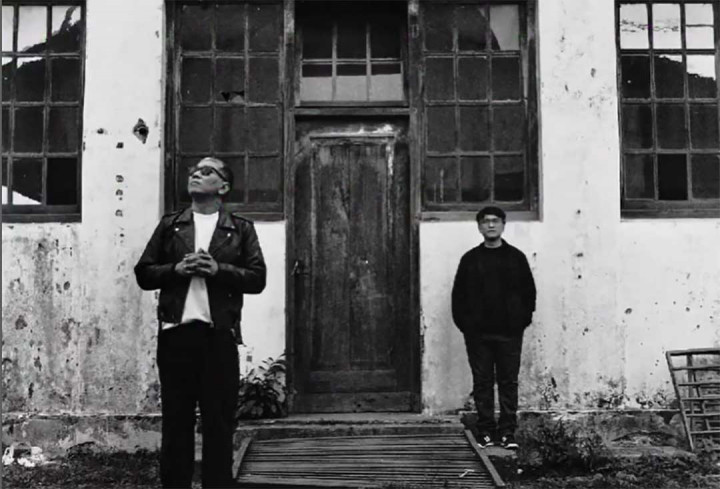 Kolaborasi Leonardo Ringo & Ajie 