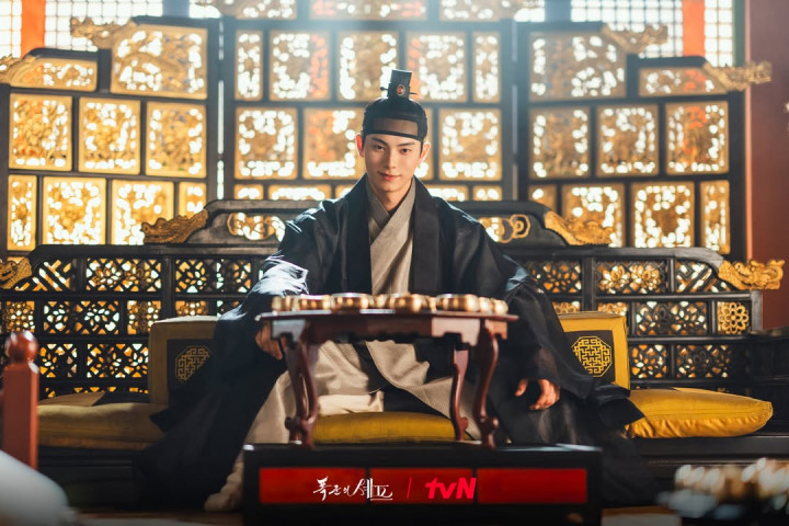 Lee Chae-min Banjir Tawaran Proyek Berkat Kesuksesan Drama Korea Bon Appétit, Your Majesty