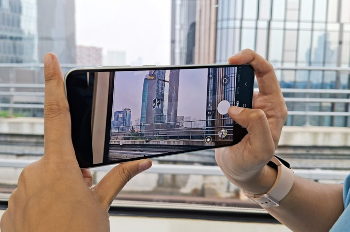 Samsung Galaxy A56 5G Temani Ngopi dan Produktivitas Harian