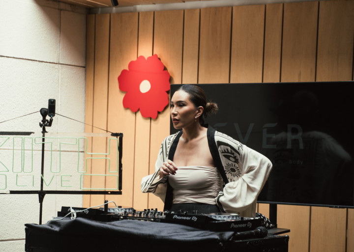 Tiara Eve Beri Sugesti Spiritual di Album 528Hz Dance Mantra