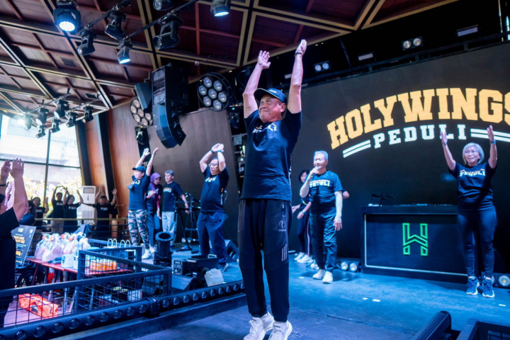 Andrie Wongso Gencar Kenalkan Senam AW ke Komunitas