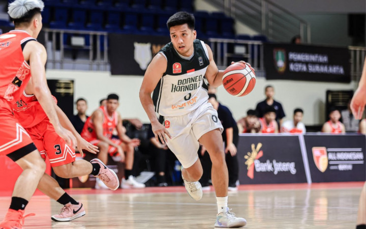 Borneo Hornbills Lepas Respati Ragil