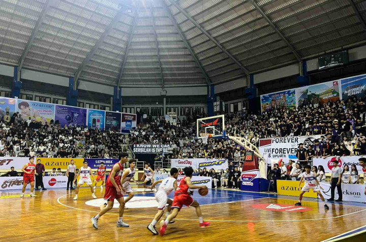 SMAN 2 Bandung dan BPK Penabur Cirebon Juara Honda DBL West Java Series