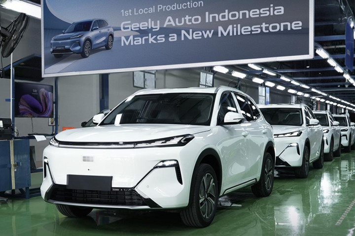 Geely Indonesia Melakukan Perakitan Mobil di Purwakarta