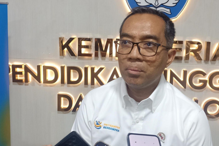Mendiktisaintek Dorong Kampus Besar Libatkan Kampus Kecil di Program 'Riset Strategis'