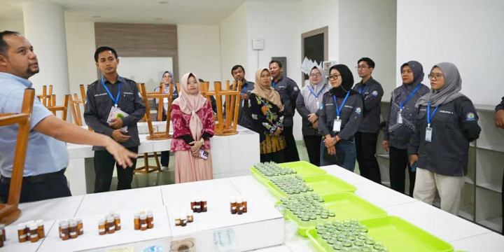 12 Guru SMK Pertanian Dapat Pelatihan Gizi Produk dari Dosen IPB