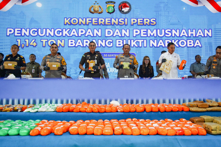 ​Polda Metro Jaya Ungkap dan Musnahkan 1,14 Ton Narkoba