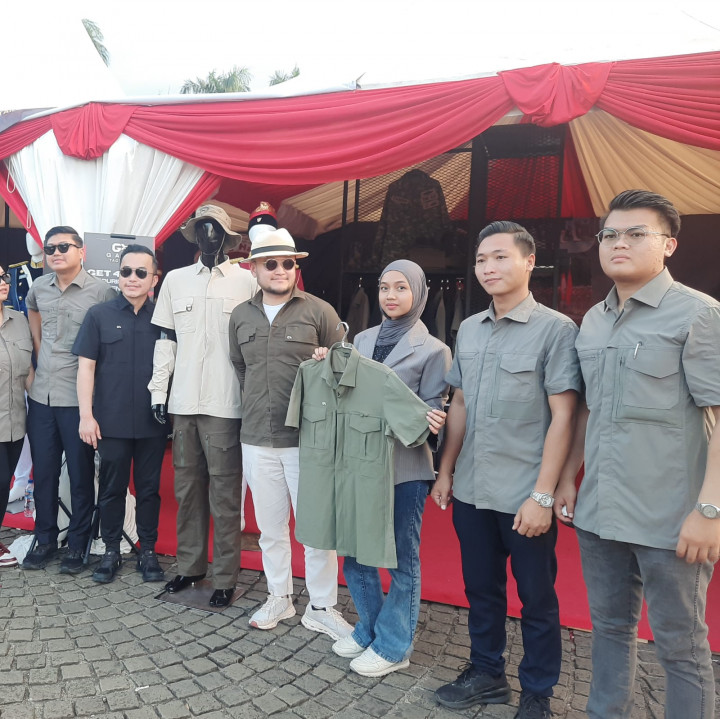 Wong Hang Bersaudara Rilis Pakaian Taktis Penuh Gaya