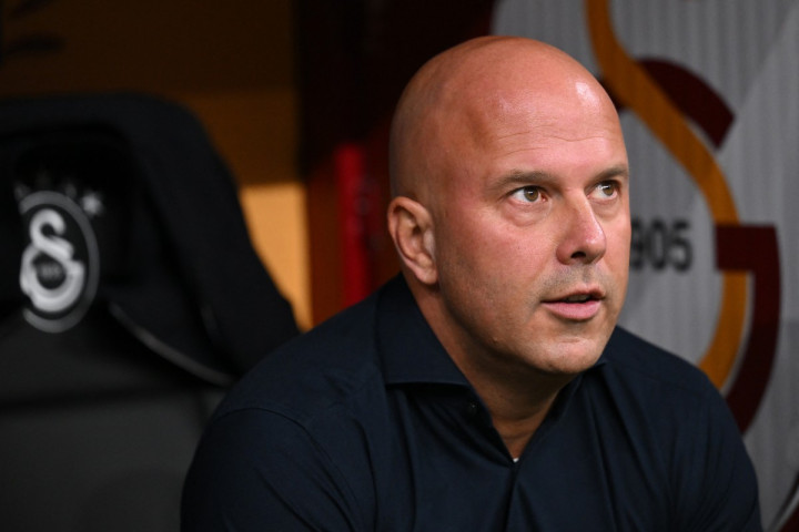 Arne Slot Kecewa Liverpool Kalah di Kandang Galatasaray