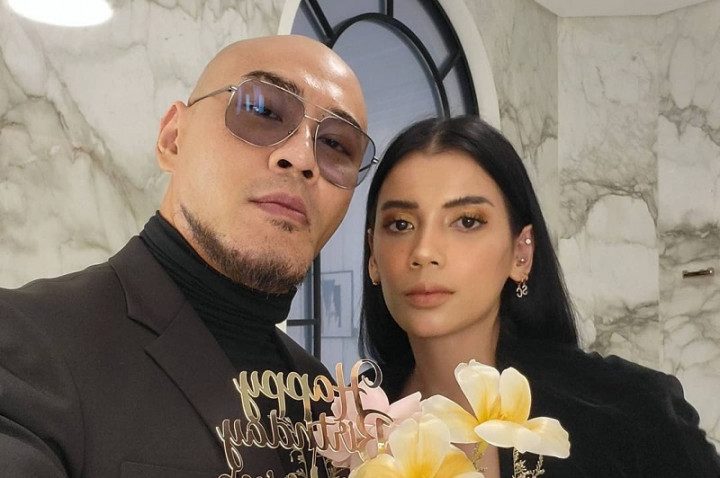 Isu Perceraian Deddy Corbuzier dan Sabrina Chairunissa Akhirnya Terjawab