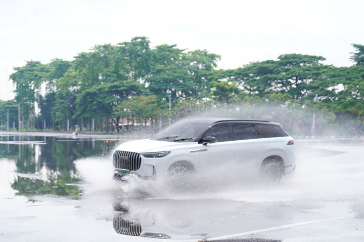 Tenaga Jaecoo J8 SHS ARDIS Enggak Kaleng-Kaleng