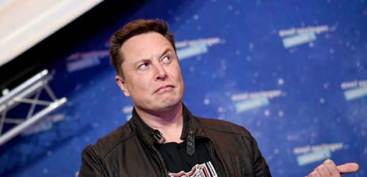 Elon Musk Jadi Orang Pertama dengan Kekayaan Setengah Triliun Dolar