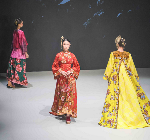 Koleksi SHIKI by Parang Kencana di Plaza Indonesia Fashion Week 2025. (Foto: Dok. Istimewa)