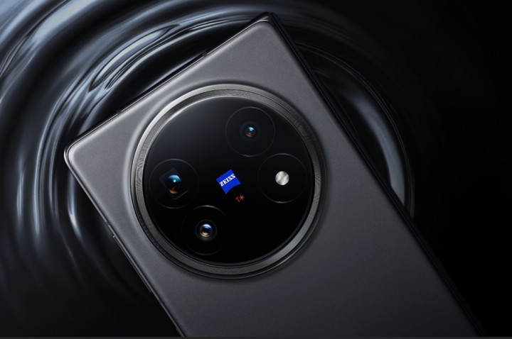 vivo Resmi Perkenalkan X Fold5, Zeiss Telephoto dan Stage Mode