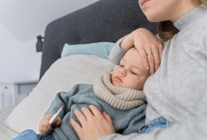 Anak Sakit Perut dan Demam? Ini Cara Tepat Bantu Pemulihan tanpa Obat Berlebihan