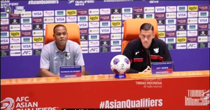 Komentar Kluivert Soal Kondisi Ole Romeny dan Wasit yang Pimpin Pertandingan