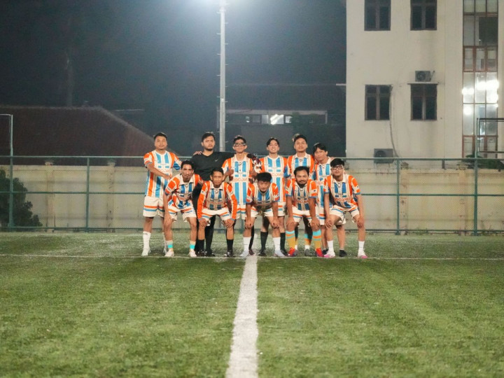 Tim Sepak Bola Medcom-Metro TV Menggelar Fun Football Bersama Jelambar FC