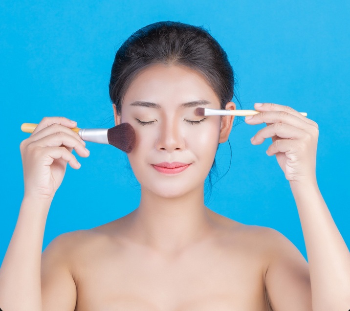 Top Berita Gaya: Rekomendasi Fundation Waterproof hingga 5 Makanan Pemicu Asam Urat