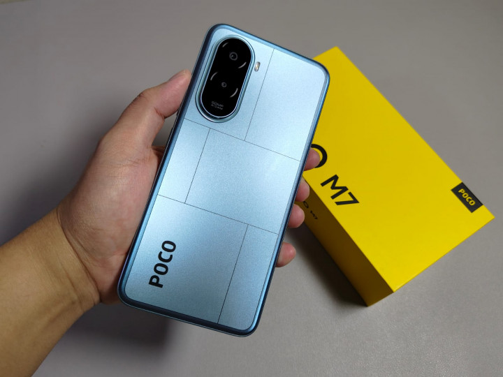 Unboxing! Ini yang Bakal Kamu Dapetin dari Poco M7