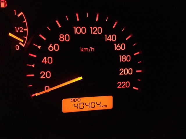 Waspadai odometer palsu yang mengintai saat membeli mobil bekas. Pixabay