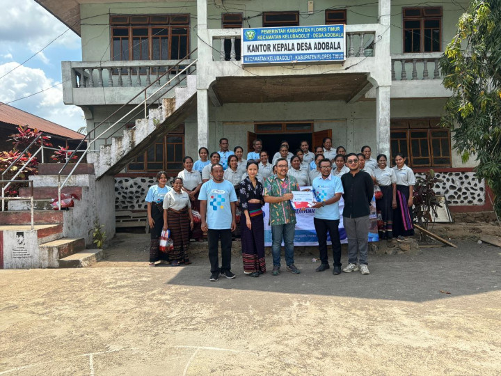 Sinergikan Digitalisasi dan Desain, ITB Dorong BUMDes Adobala Kembangkan Tenun Lokal