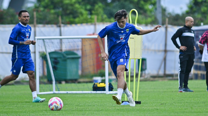 Masih Sakit, Dewangga tak Kunjung Debut dengan Persib