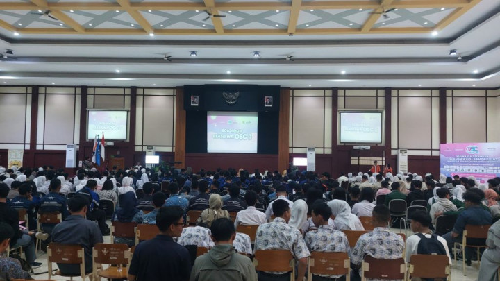 Roadshow Beasiswa OSC 2025 di Itenas Bandung, Buka Peluang Kuliah Gratis hingga S2