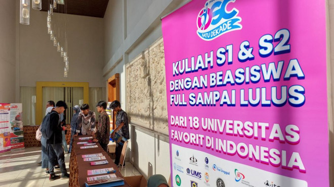 Roadshow Beasiswa OSC 2025 di Kampus Itenas, Bandung. Foto: Medcom/Roni Kurniawan