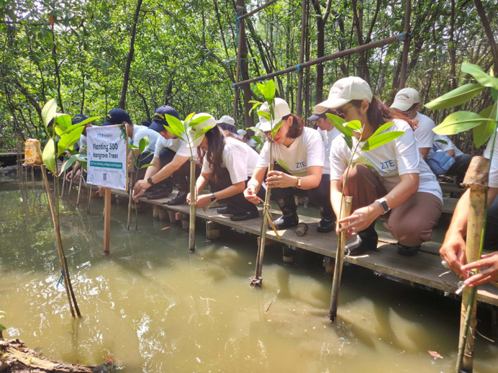 ZTE Komit Masa Depan Digital Ramah Lingkungan di Program One Tree, One Future