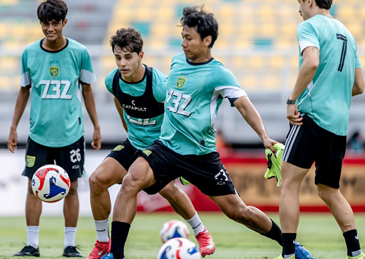 Lawan Persija Menguji Tingkat Adaptasi Persebaya