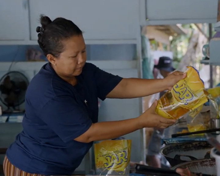 Minyak Goreng JAR Jadi Andalan Dapur Warga: Kualitas Premium, Harga Bersahabat